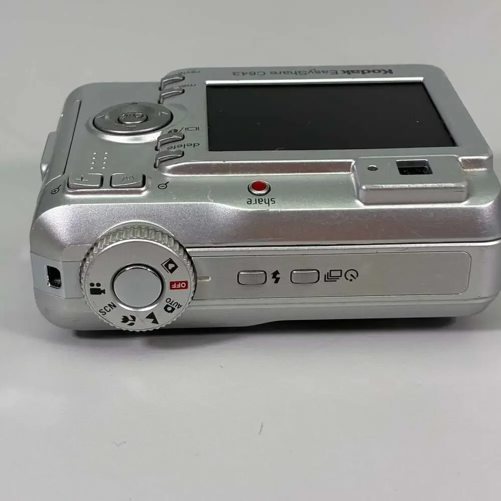 Kodak EasyShare C643 Digital Camera Bundle